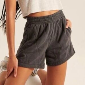 Abercrombie & Fitch Charcoal Quilted Shorts